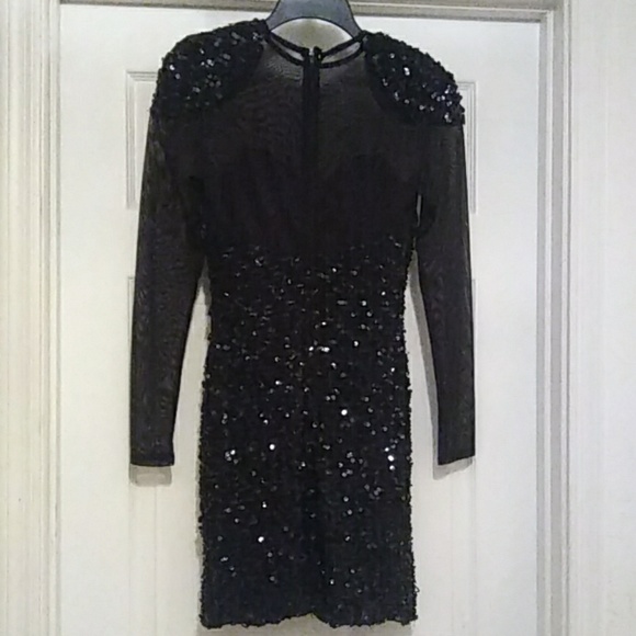 Dress - Picture 3 of 6